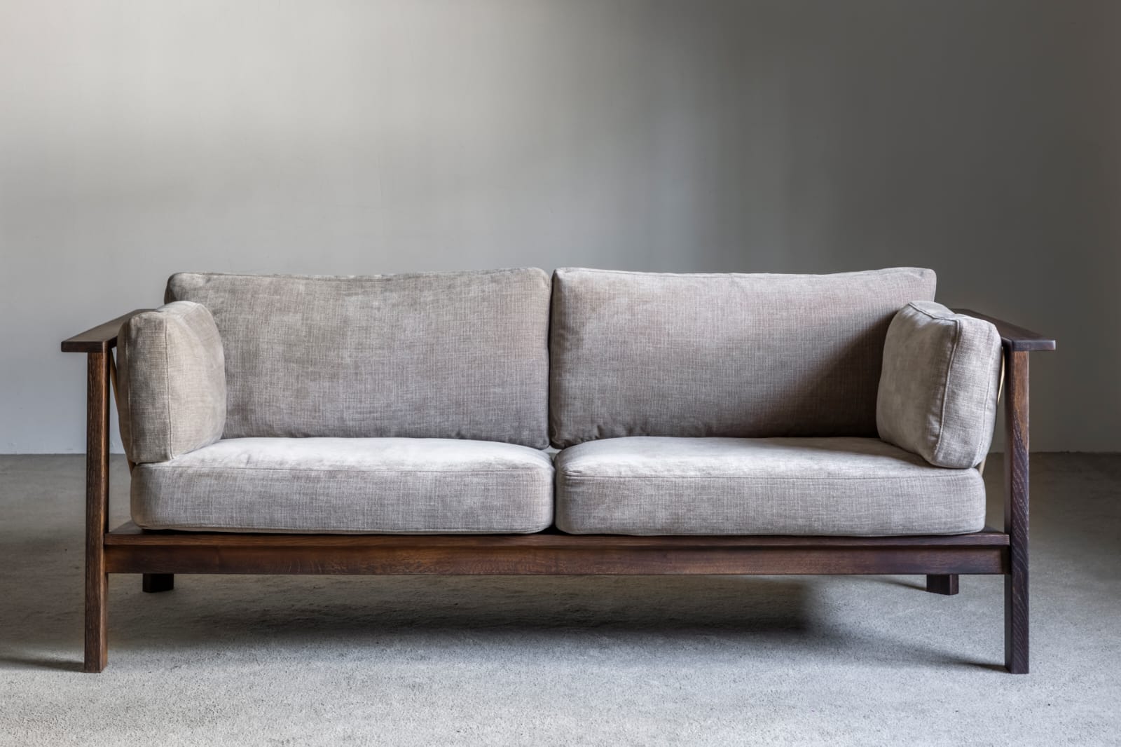 Ada sofa